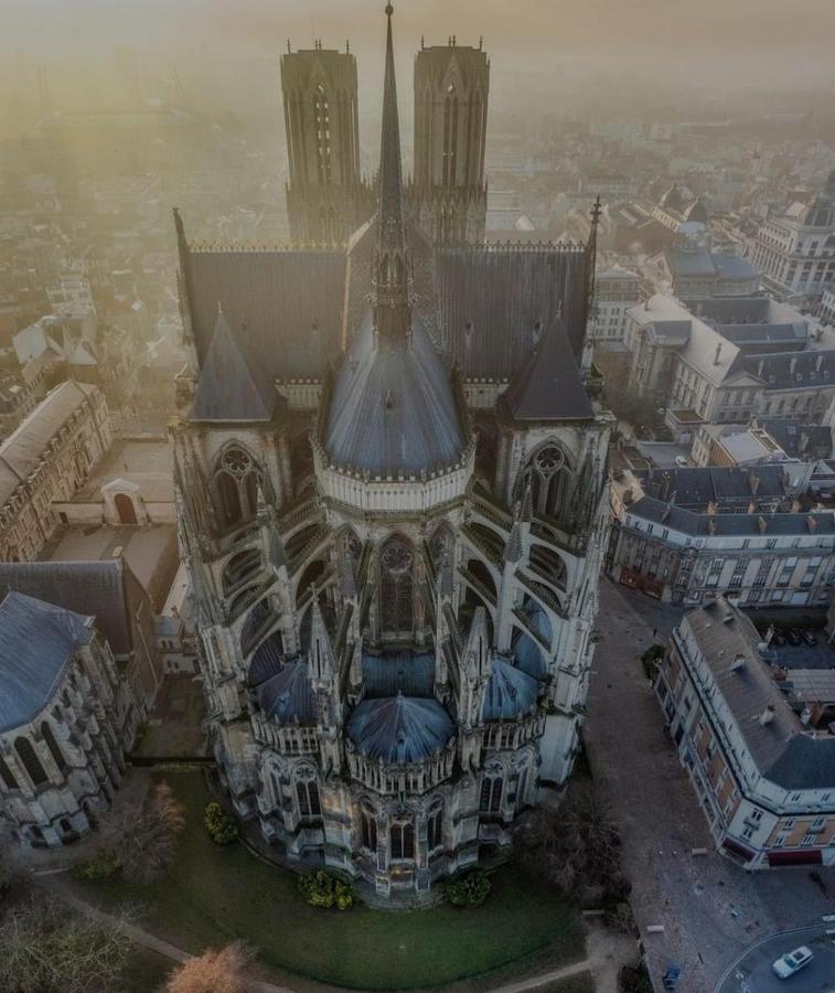 La Place Des Sacres, Proche Gare Et Centre Reims Eksteriør billede